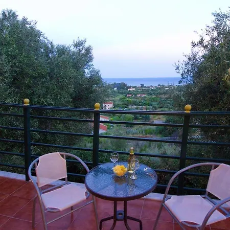 Kato Sleeps 8 Villa *