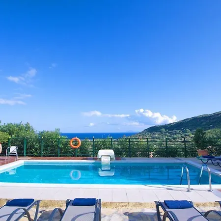 Kato Sleeps 8 Вилла Кателиос